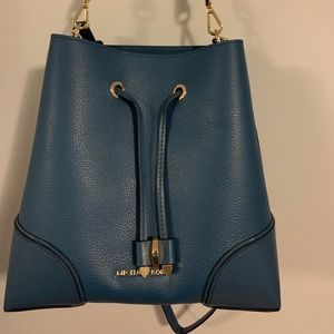 NWOT Michael Kors purse and attached wallet